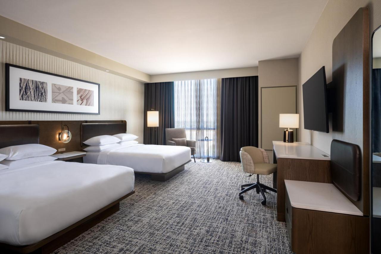 Delta Hotels By Marriott Wichita Falls Convention Center Екстериор снимка